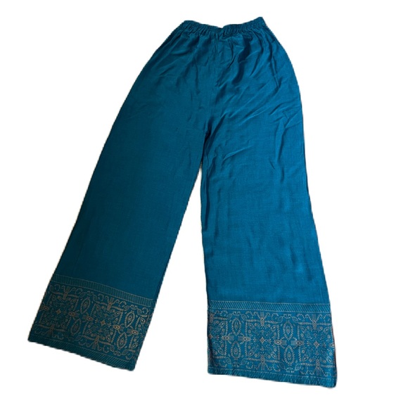 Straight Leg Pants - Picture 3 of 8